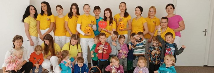 Zdrávka Kostelec a studenti oboru nutriční asistent se věnují dětem z MŠ